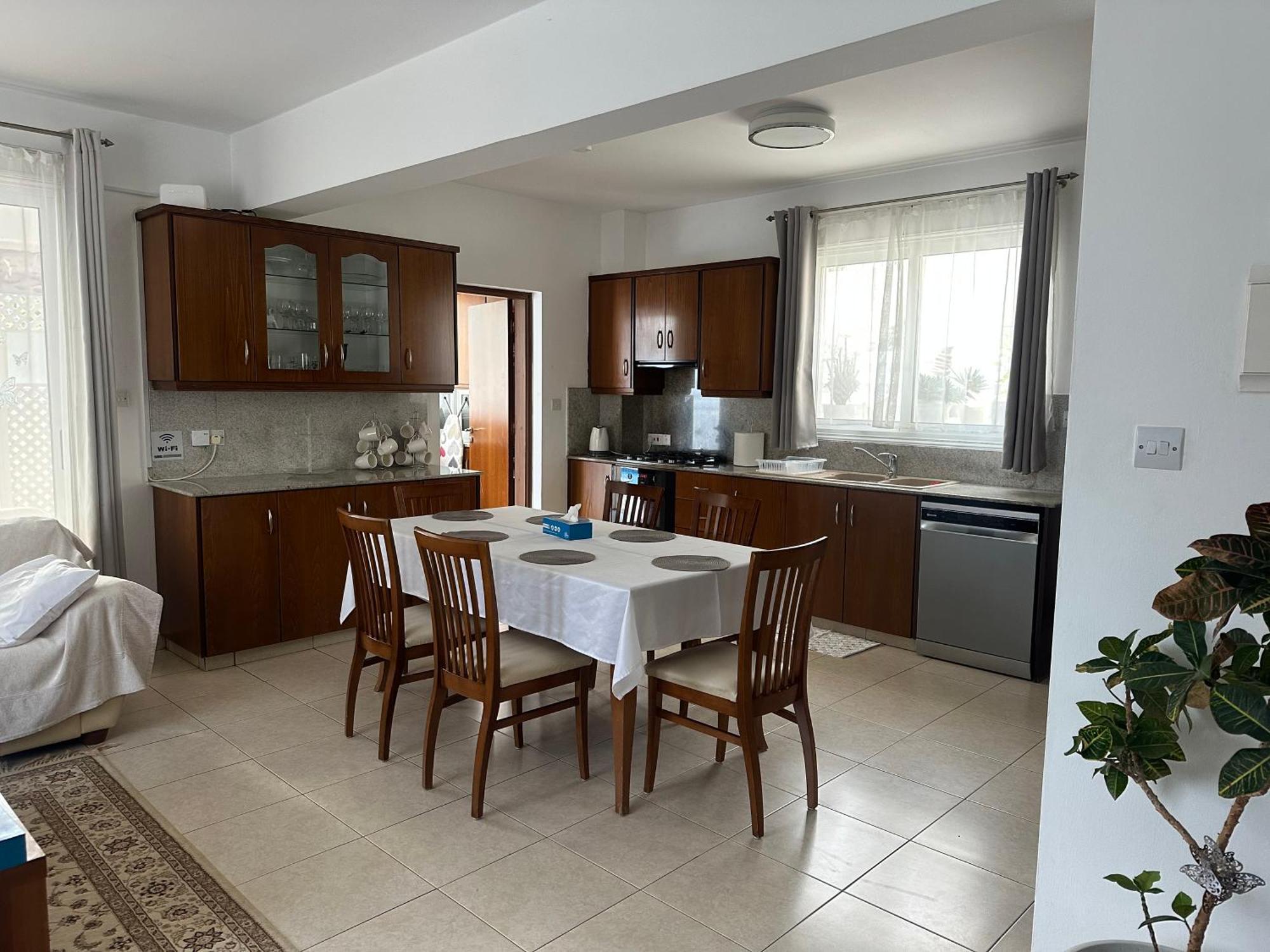 Villa Andy-350 M From The Beach Larnaca Exterior foto